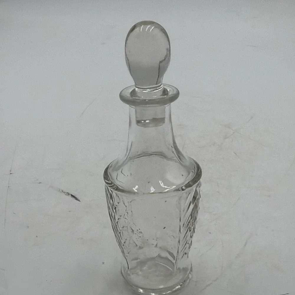 Vintage Pressed Glass Cruet Decanter -Chevron/Feather Design Original Stopper